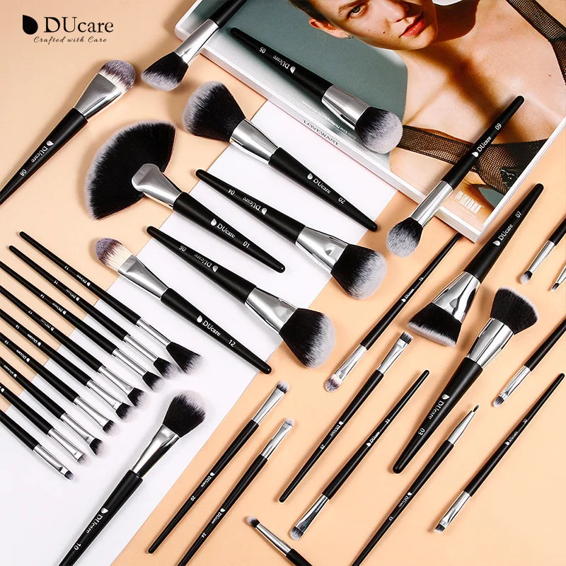 Professional Makeup Brush Set